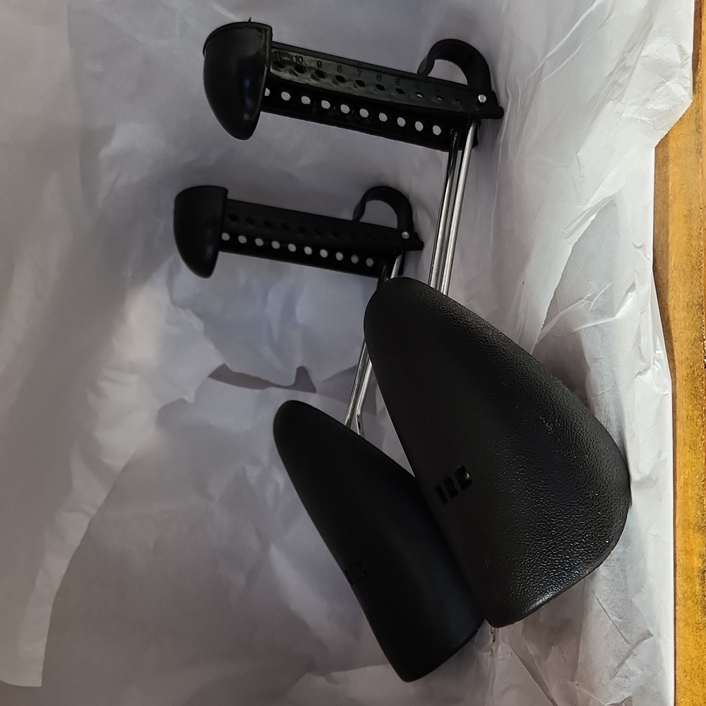 Shoe Stretchers